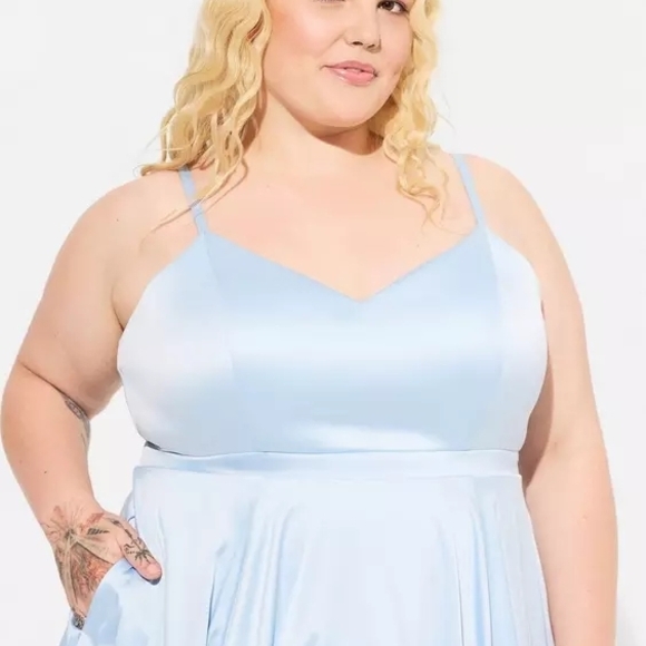 Torrid Mini Satin Skater Dress In "Skyway" Blue- NWT- Size 24 - Picture 3 of 7